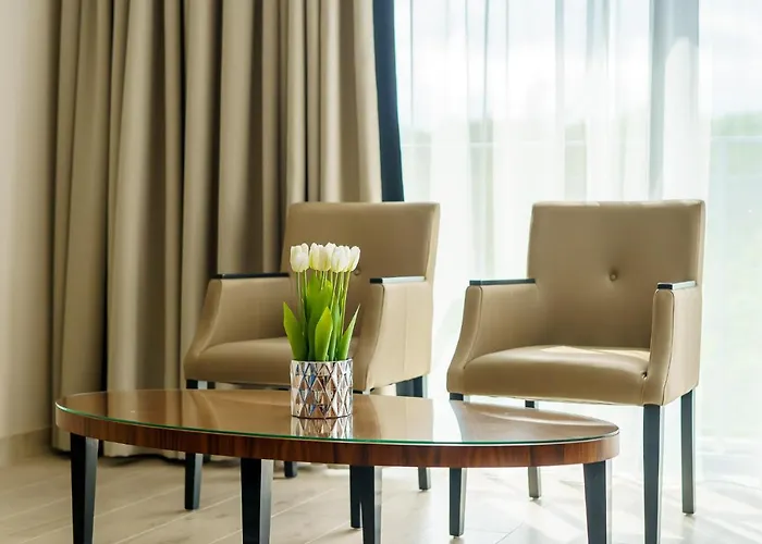 Z Aneksem Kuchennym I Basenem 426 Diune コウォブジェク