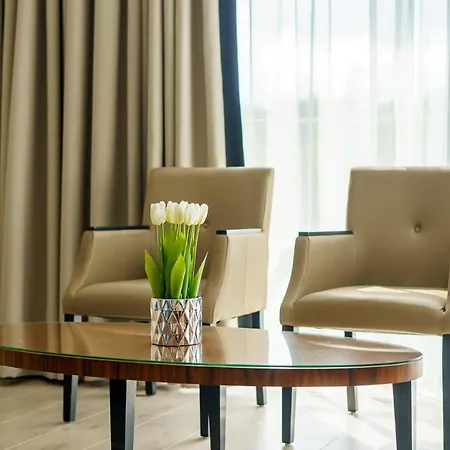 Z Aneksem Kuchennym I Basenem 426 Diune Kolobřeh